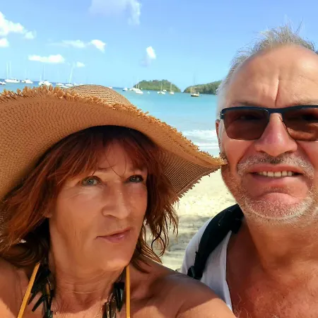 ベッド・アンド・ブレックファスト A Sulana D'hotes 4*