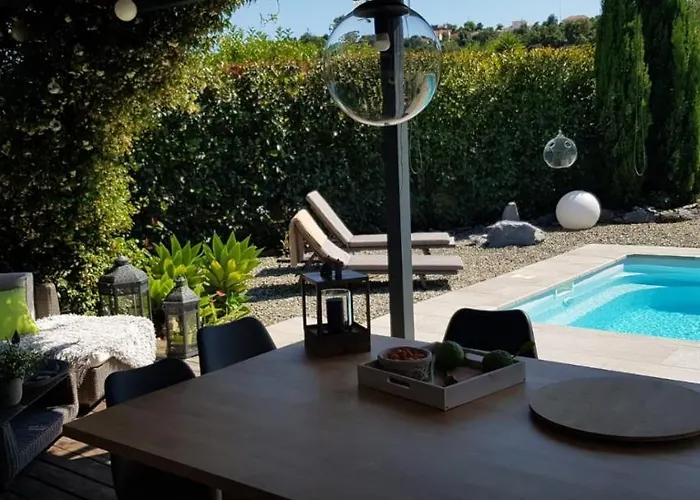 Couette-café A Sulana D'hôtes 4*