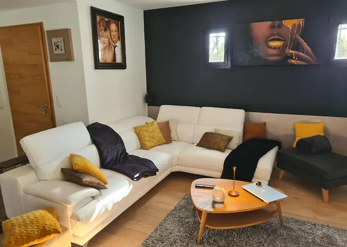 A Sulana D'hôtes Couette-café