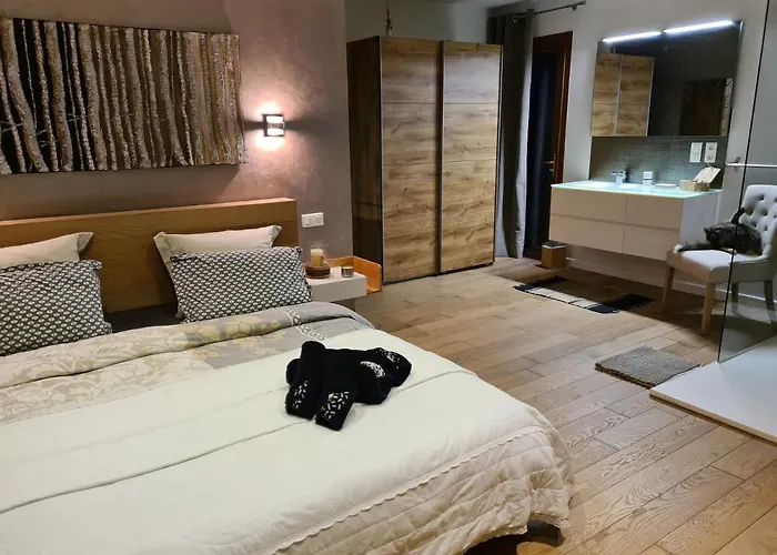 Couette-café A Sulana D'hôtes 4*