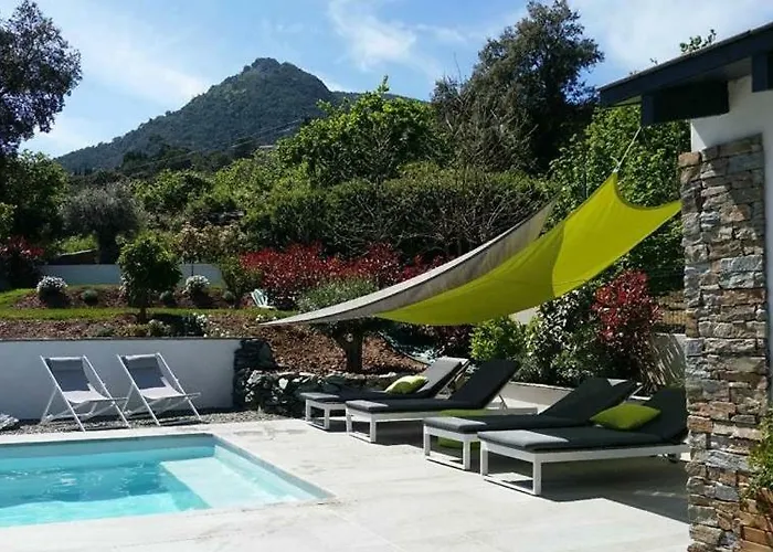 A Sulana D'hôtes 4*